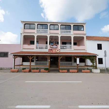 Apartments By The Sea Pasman - 8221 Apartment *