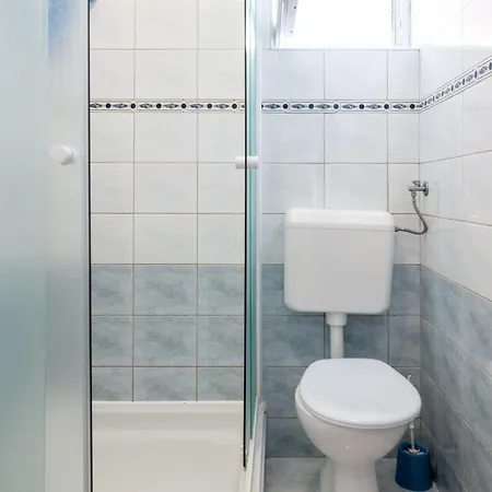 Apartment Apartments By The Sea Pasman - 8221